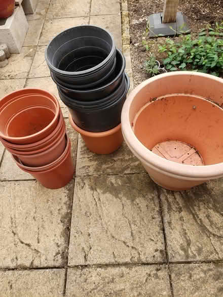 Photo of free Large plastic plant pots (Belper Whitemoor area DE56) #1