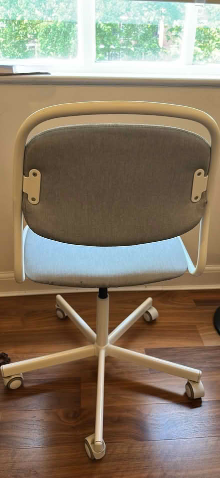 Photo of free 2x desk chairs, 2x armchairs (Chalk Farm NW1) #2