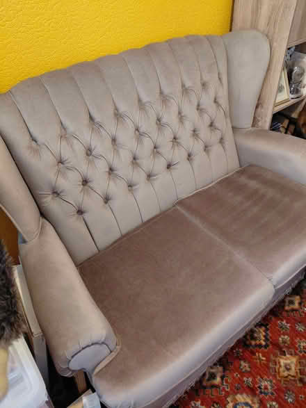 Photo of free Settee (Stroud GL5) #1