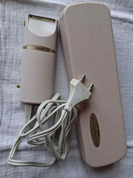 Photo of free Lady shaver (Great Amwell SG12) #1