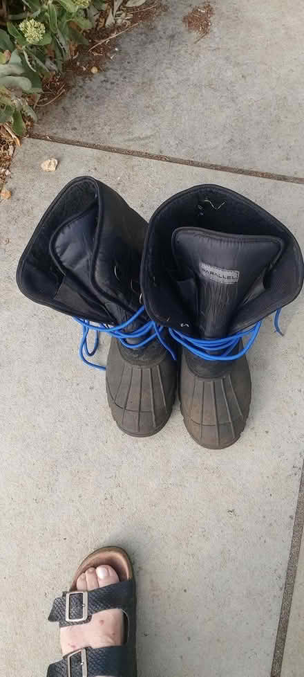 Photo of free Winter boots (Gunthorpe peterborough) #1