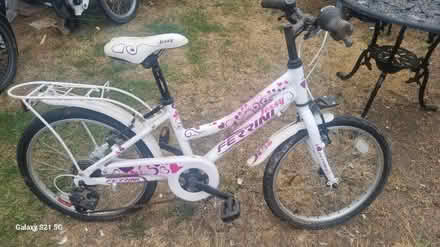 Photo of free Girl's bike (Luton) #1