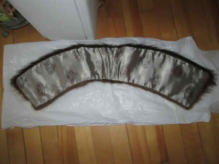 Photo of free real fur collar (Old Ottawa South) #2