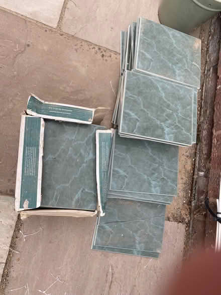 Photo of free Green bathroom/kitchen tiles. 67 green. 5 cream. (Alcester Lanes End B14) #4