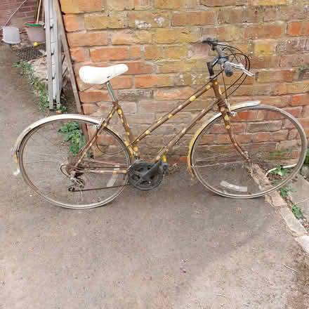 Photo of free Another bike (Pembridge HR6) #1
