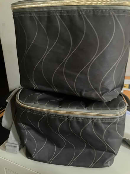 Photo of free Lunch box (Purley CR8) #1