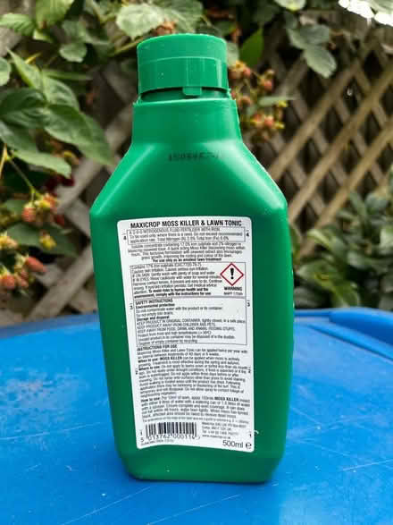 Photo of free Moss Killer and Lawn Tonic (Old Malden KT3) #1