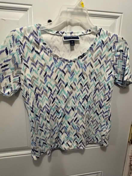 Photo of free KS Petite Medium blue grey navy (L5L 5P5) #1