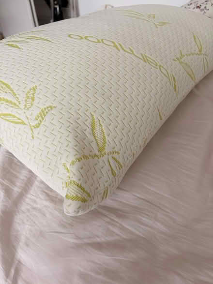 Photo of free 1 Pillow - good condition (N1 place N1) #2