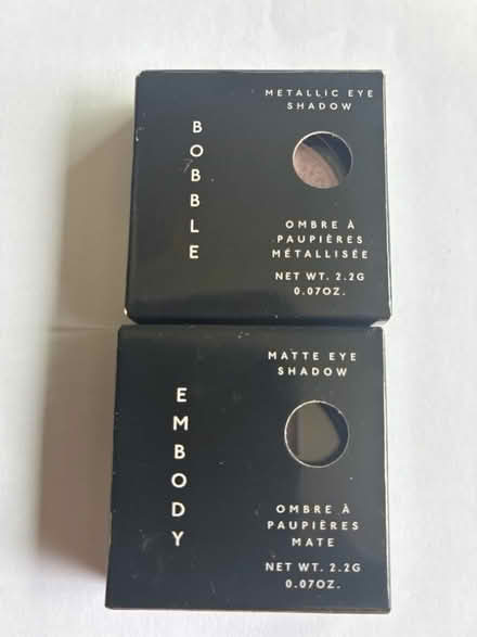 Photo of free Metallic and Matte Eye Shadow Set (Thatcham RG19) #1