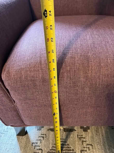 Photo of free Arm chair (11563) #4
