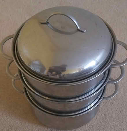 Photo of free 3 Tier Steamer pans (Cheylesmore Coventry CV3) #2