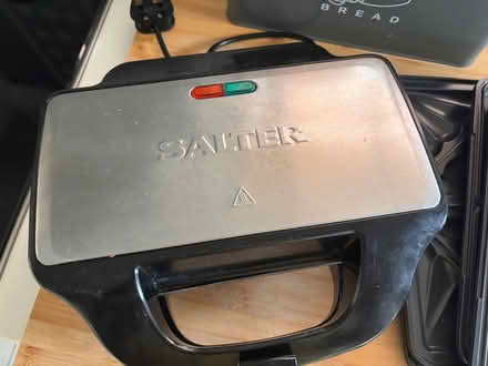 Photo of free Salter sandwich toaster (Rickmansworth central WD3) #1