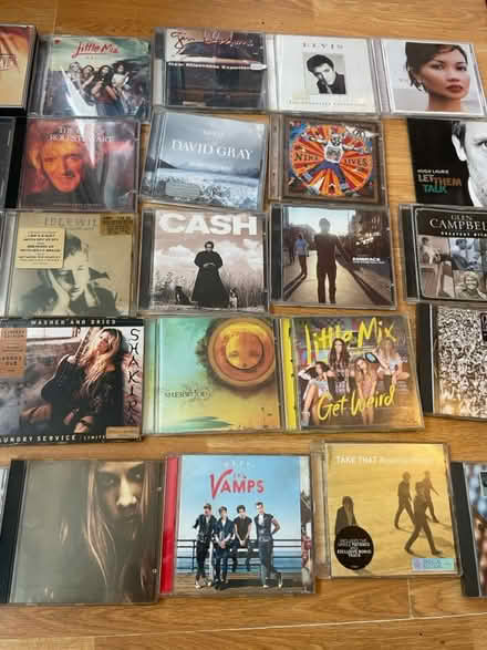 Photo of free CDs (Walton L9) #3