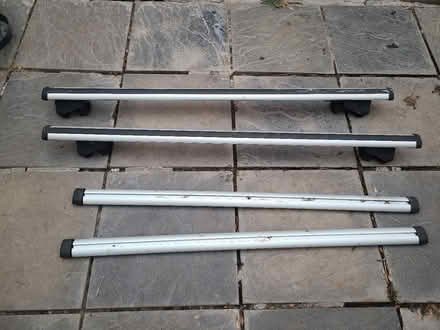 Photo of free Thule roof rack bars (Eltham SE9) #1