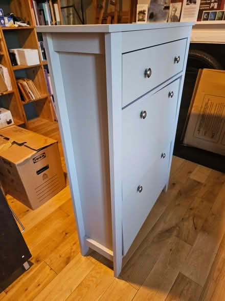 Photo of free NW7: Smart grey hallway shoe rack cabinet, 1 screw missing (Holders Hill Circus NW7) #2