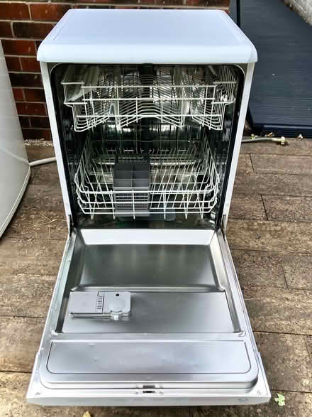 Photo of free Working dishwasher (California DE22) #3