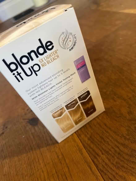 Photo of free Clairol Blonde it up Hair Lightening. Not used. (Southsea PO4) #3