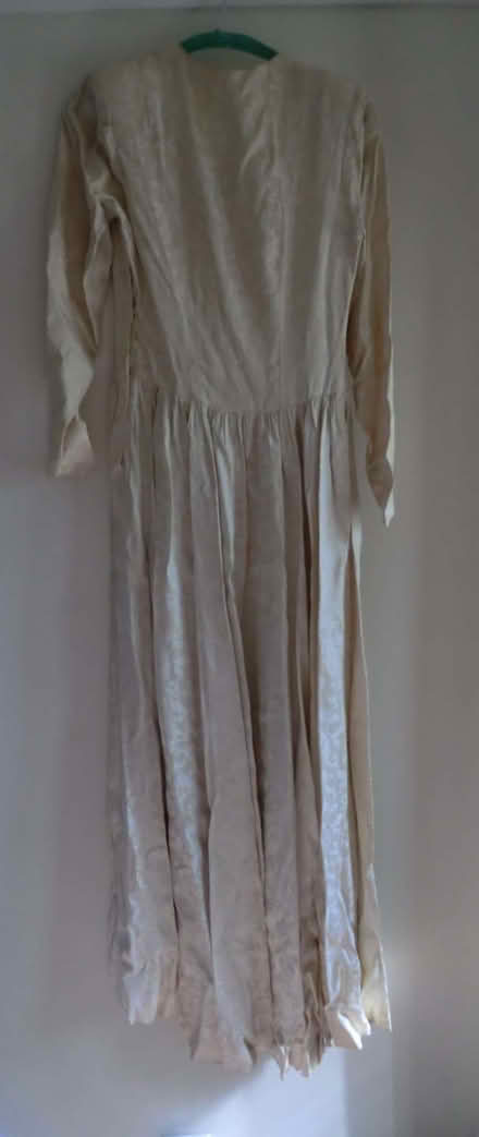 Photo of free Vintage ivory satin wedding dress (Knaphill GU21) #2