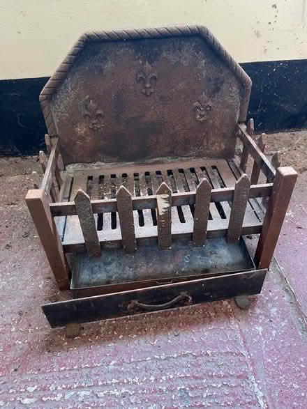 Photo of free Cast Iron Fire Grate (Bell Bar AL9) #1