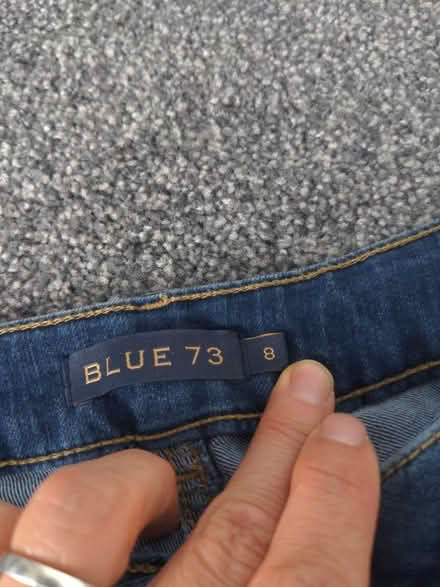 Photo of free Womens size 8 cropped jeans (Stannington S6) #2