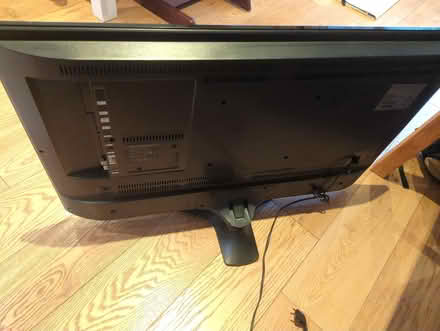 Photo of free Samsung 40 Inch TV (Askew Road W12) #2