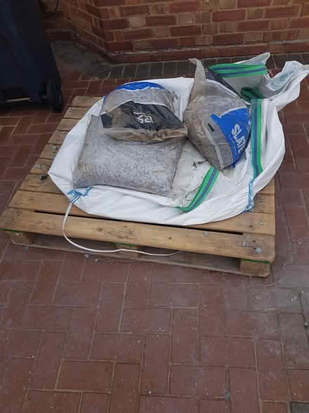 Photo of free Blue Slate Chippings apx 150kg (Hainault IG6) #3