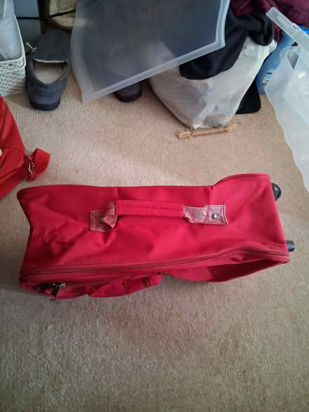 Photo of free Red Travel Bag (Bradlaugh Fields NN3) #3
