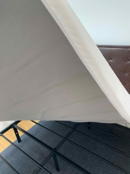 Photo of free Amazing memory foam mattress (Wandsworth Bridge Road SW6) #4