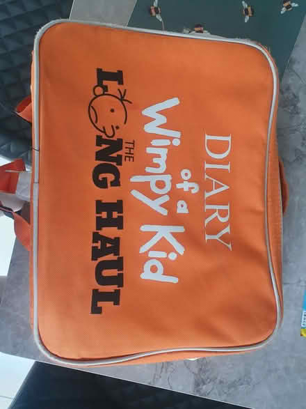 Photo of free Wimoy kid backpack. (Laindon SS15) #1