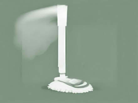 Photo of free spray mop for kitchen (Moor Allerton LS17) #1
