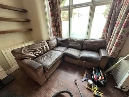 Photo of free Leather corner sofa (East Dulwich SE22) #1