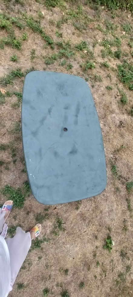 Photo of free Garden table (N15 3LU) #2
