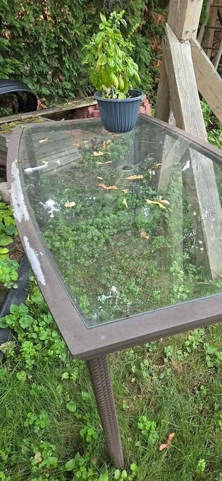 Photo of free Patio table and chairs (Ottawa) #2