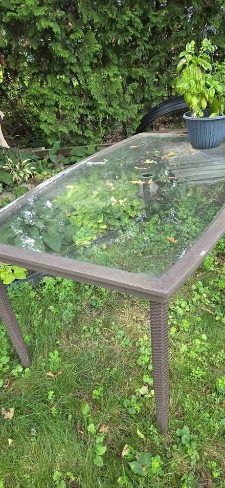 Photo of free Patio table and chairs (Ottawa) #1