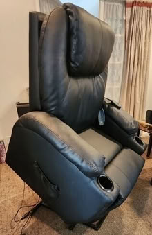 Photo of free power-lift recliner chair #2