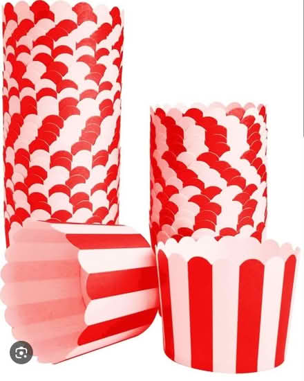 Photo of Cupcake or muffin tin liners (Crown Heights) #3