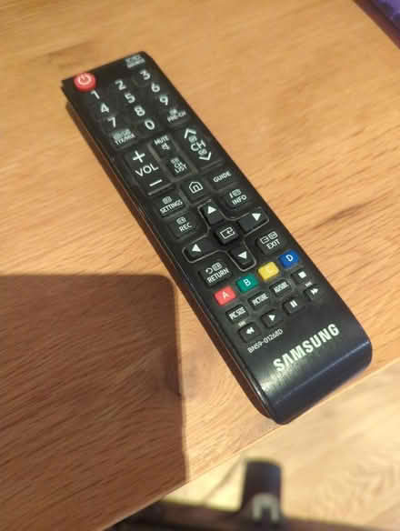 Photo of free Samsung 40 Inch TV (Askew Road W12) #3