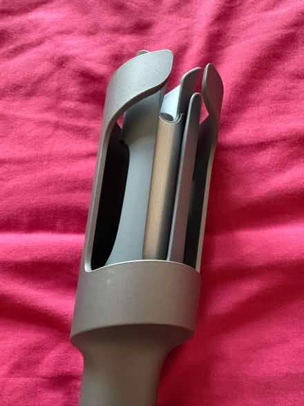 Photo of free Hair styler / curler (Enfield EN2) #1