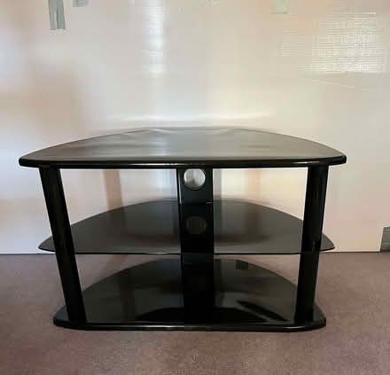 Photo of free Tv table (Kingsway BA2) #2
