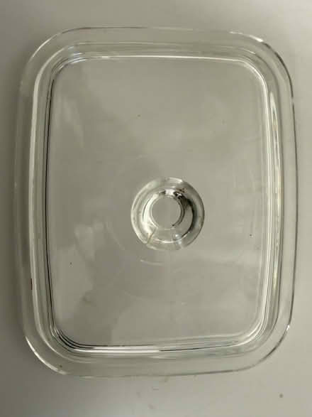 Photo of free Rectangular Pyrex lid with knob (1075 Valencia Avenue) #3