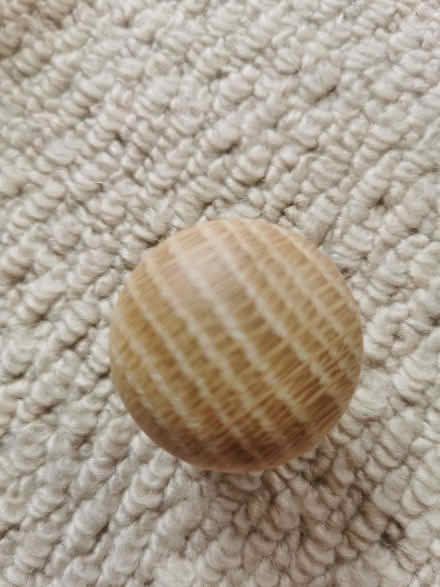 Photo of free 8 wooden door/drawer knobs (Leighton Buzzard LU7) #3