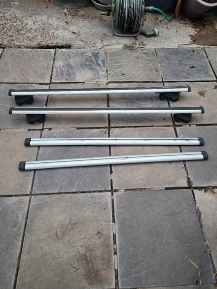 Photo of free Thule roof rack bars (Eltham SE9) #3