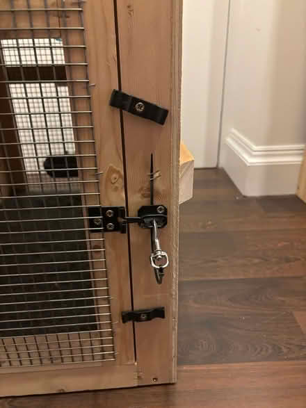 Photo of free Pet carrier / crate (Clerkenwell EC1R) #3