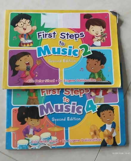 Photo of free Pri & sec sch books (Tpy) #4