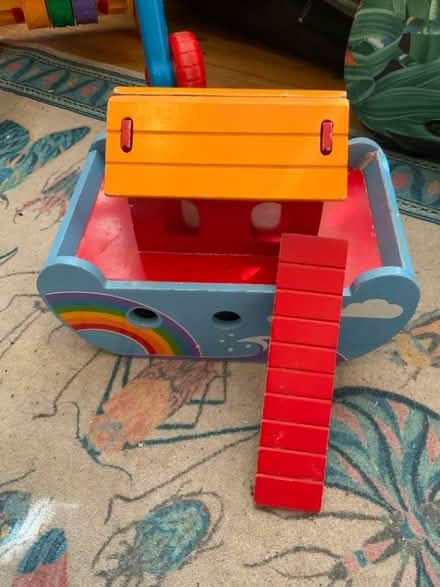 Photo of free Noah’s Ark children’s toy, wooden (Alcester Lanes End B14) #1