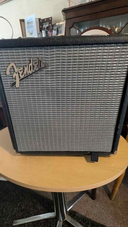 Photo of free Amplifier for Keyboard/Guitar (Stoke Newington N16) #1