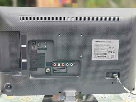 Photo of free Samsung 22 inch TV (Kelvedon Hatch CM15) #4