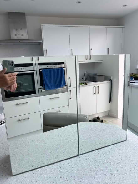 Photo of free Bathroom cabinet (Enfield N21) #2