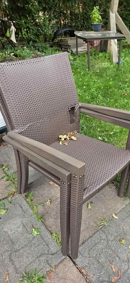 Photo of free Patio table and chairs (Ottawa) #3